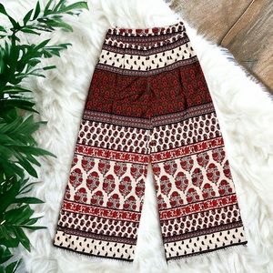 Boohoo Paisley Wide Leg Trousers | Size 1 | NWOT